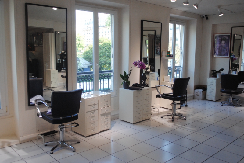 salon-coiffure-THEOULE SUR MER-min_floor-home-office-property-living-room-room-781228-pxhere.com